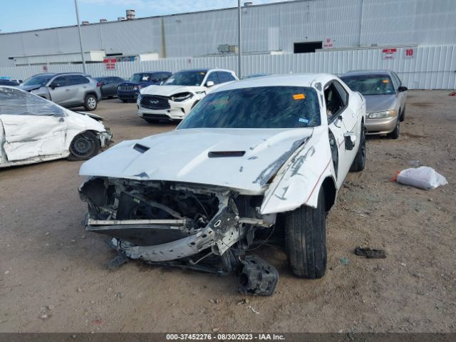 2C3CDZAG8GH202421 Dodge Challenger Sxt