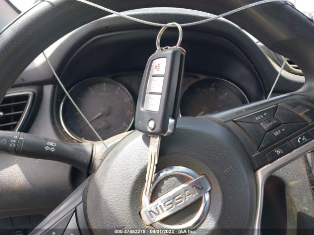 JN1BJ1CR5JW256495 Nissan Rogue Sport S