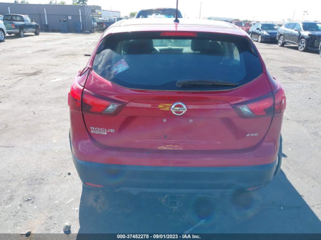 JN1BJ1CR5JW256495 Nissan Rogue Sport S