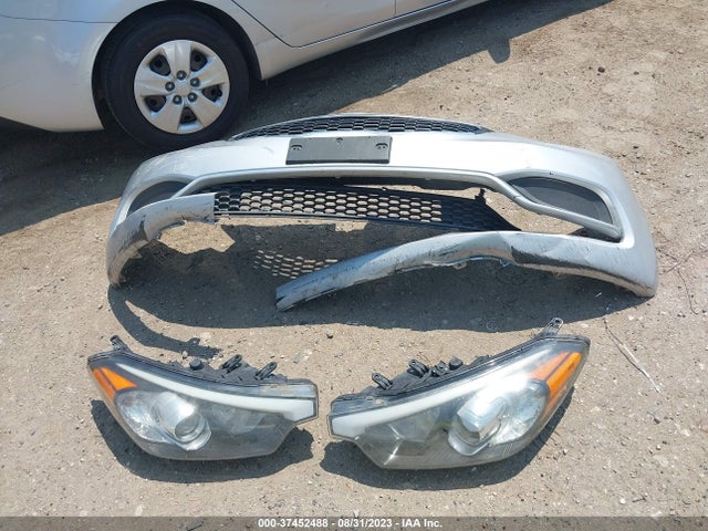 KIA FORTE LX 2015 KNAFK4A62F5400942 Image 12