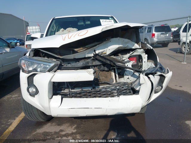 Toyota 4RUNNER SR5 2017 JTEBU5JR8H5420283 Image 13