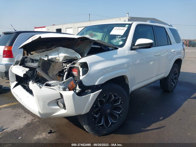Toyota 4RUNNER SR5 2017 JTEBU5JR8H5420283 Image 2