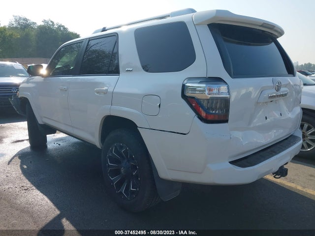 Toyota 4RUNNER SR5 2017 JTEBU5JR8H5420283 Image 3