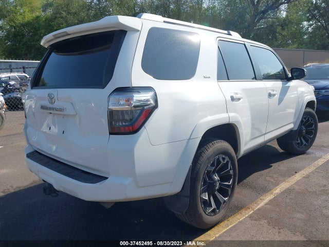 Toyota 4RUNNER SR5 2017 JTEBU5JR8H5420283 Image 4