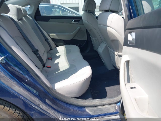 2015 HYUNDAI SONATA 2.4L SE VIN: 5NPE24AF5FH130815
