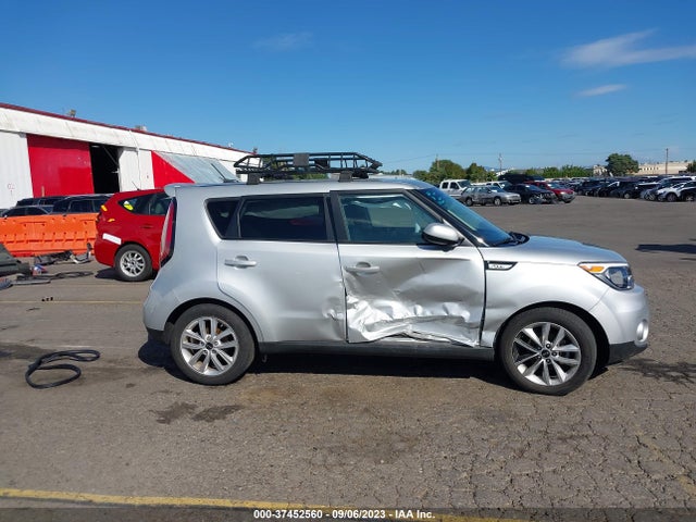 KIA SOUL + 2017 KNDJP3A58H7445536 Image 13
