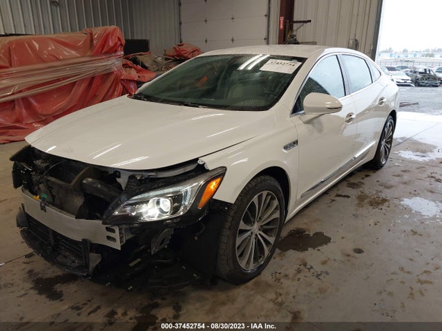 1G4ZP5SS0HU178215 Buick Lacrosse Essence