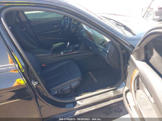 WBA3B1G53FNT05421 BMW 3 Series 320i