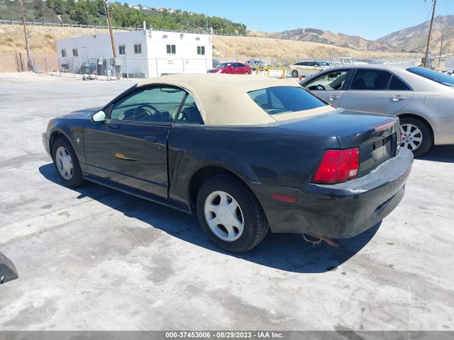 2000 FORD MUSTANG VIN: 1FAFP4443YF208933