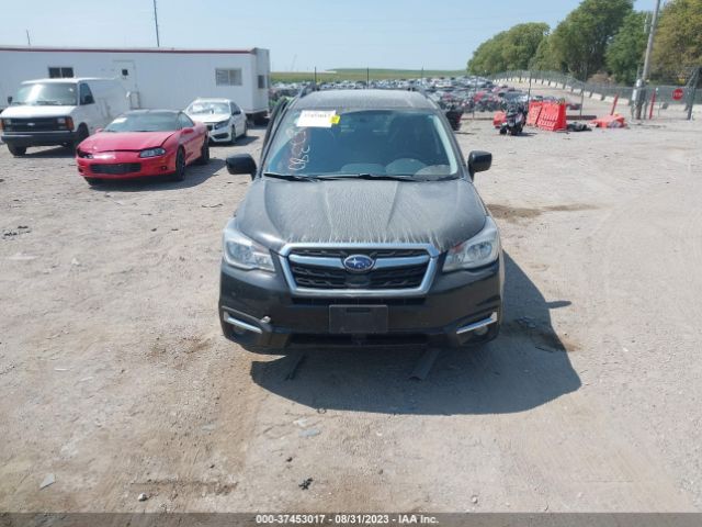 JF2SJAGC2HH497613 Subaru Forester Premium