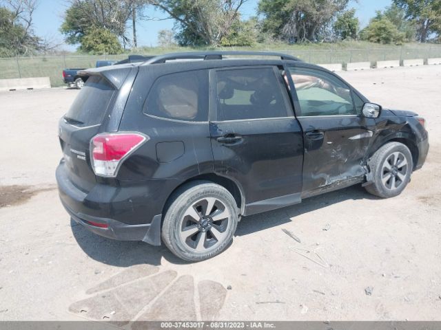JF2SJAGC2HH497613 Subaru Forester Premium