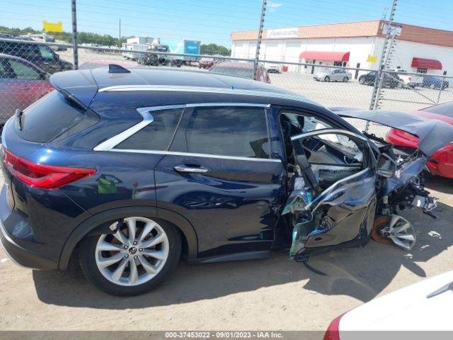 3PCAJ5M39KF111699 Infiniti Qx50 Luxe