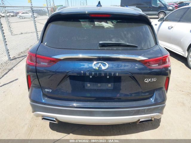3PCAJ5M39KF111699 Infiniti Qx50 Luxe