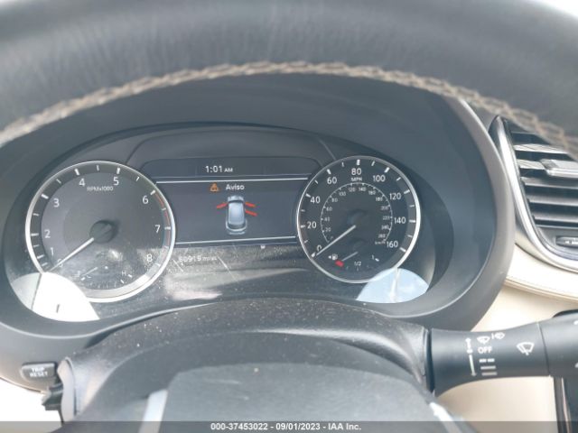 3PCAJ5M39KF111699 Infiniti Qx50 Luxe