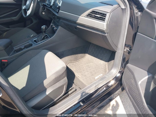 3VWC57BU2KM017676 Volkswagen Jetta S/se/r-line