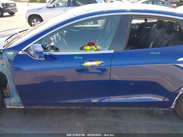 Tesla Model S 85d/70d/90d/p90d 2015 5YJSA1S21FF088545 Image 14