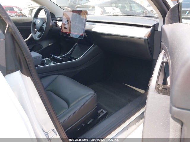 2020 Tesla 3, VIN: 5YJ3E1EA2LF613832