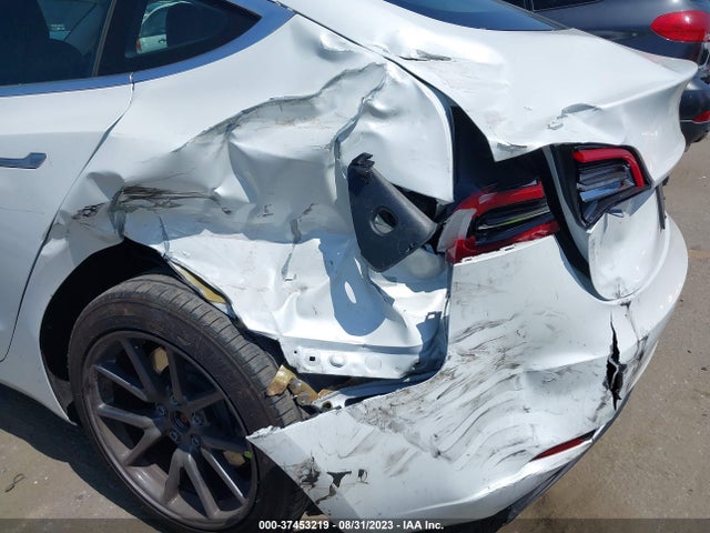 2020 Tesla 3, VIN: 5YJ3E1EA2LF613832