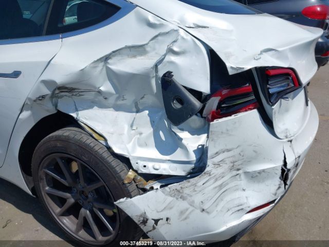 5YJ3E1EA2LF613832 Tesla Model 3 Standard Range