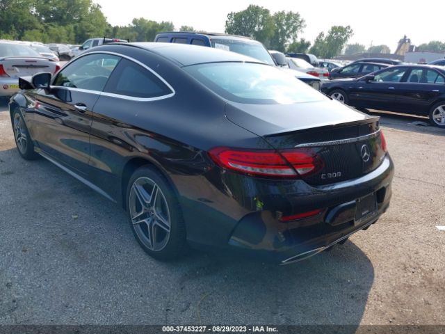 WDDWJ8EBXKF773743 Mercedes-Benz C-class C 300