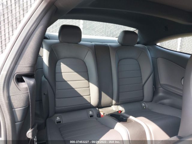 WDDWJ8EBXKF773743 Mercedes-Benz C-class C 300