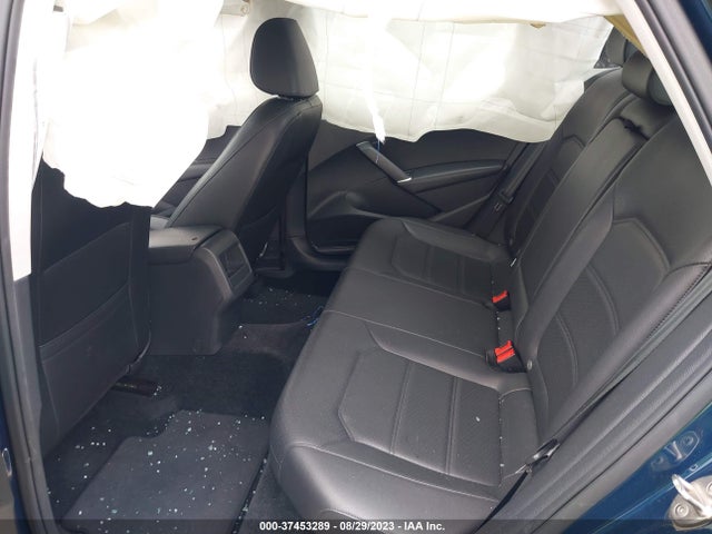 1VWAA7A31JC035551 Volkswagen Passat 2.0t S/r-line