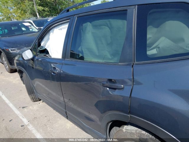 JF2SKAJC2LH405320 Subaru Forester Premium