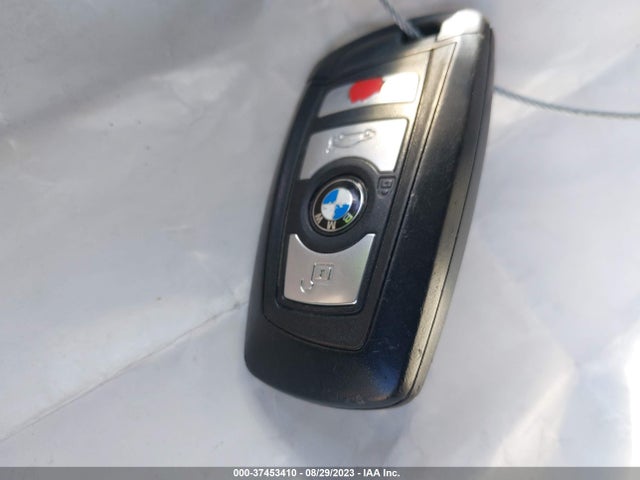 BMW X3 Xdrive28i 2014 5UXWX9C59E0D13963 Image 3