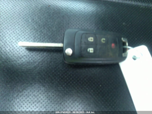 2011 CHEVROLET EQUINOX LT W/2LT VIN: 2CNFLNE55B6319239