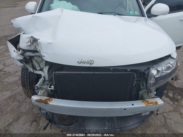 1C4NJDEB4ED884724 Jeep Compass Latitude