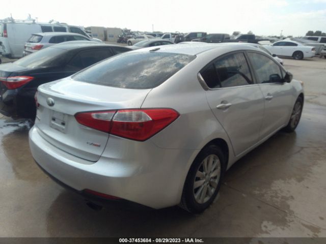 KNAFX4A84E5078600 KIA FORTE EX