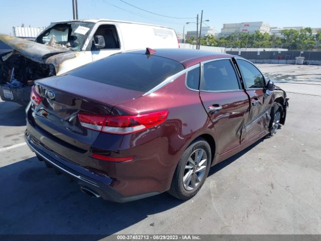 5XXGT4L38KG339352 KIA Optima Lx