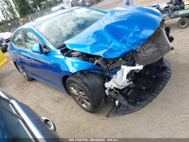 2018 5NPD84LF4JH309105 main image