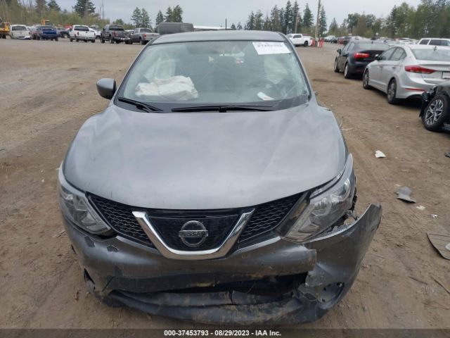JN1BJ1CR1KW338676 Nissan Rogue Sport S