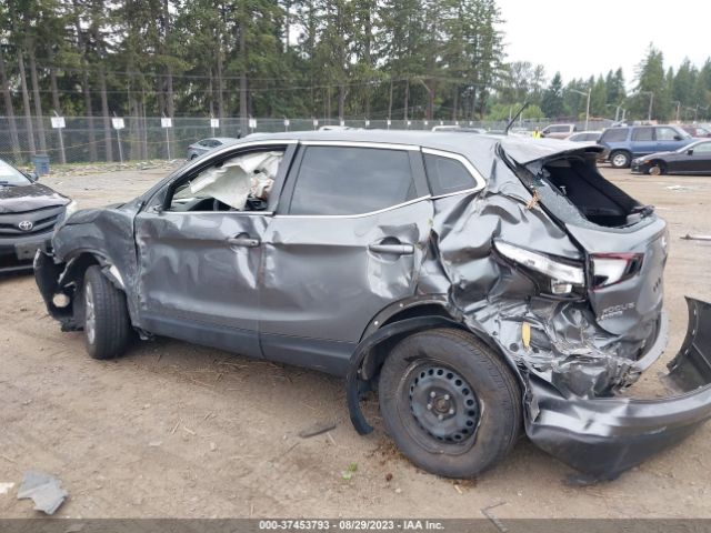 JN1BJ1CR1KW338676 Nissan Rogue Sport S