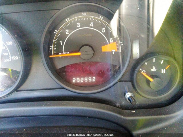 1C4NJPFB7ED588175 Jeep Patriot Latitude