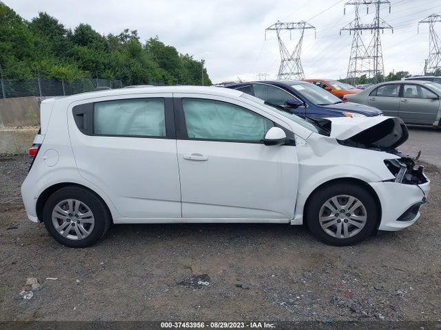 Chevrolet SONIC LT 2020 1G1JG6SB8L4108700 Image 13