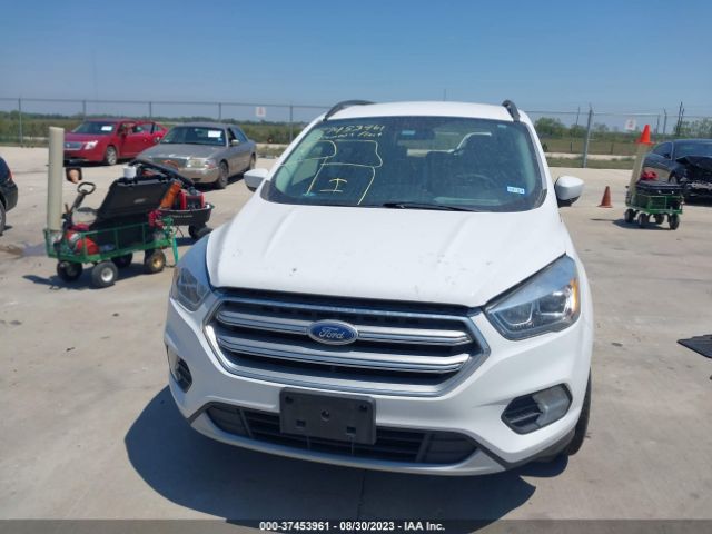 1FMCU9G92HUC55047 Ford ESCAPE SE