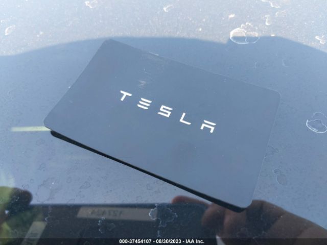 5YJ3E1EAXNF115171 Tesla MODEL 3