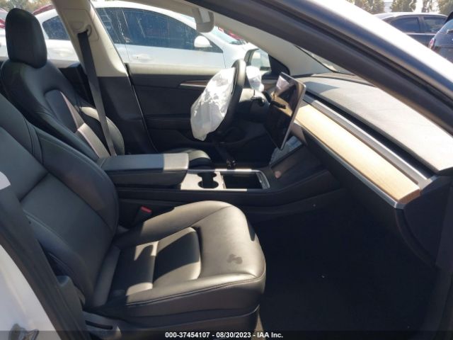 5YJ3E1EAXNF115171 Tesla MODEL 3