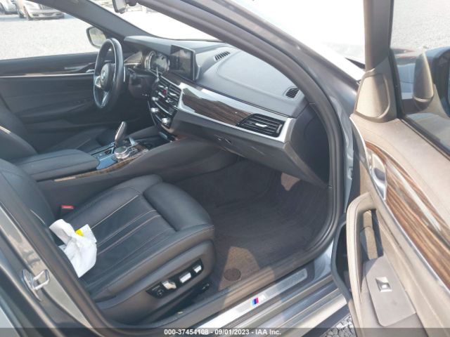 WBAJA7C55JWA71792 BMW 5 Series 530i Xdrive