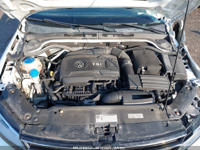 3VWD17AJ2FM296883 Volkswagen Jetta Sedan 1.8t Se W/connectivity