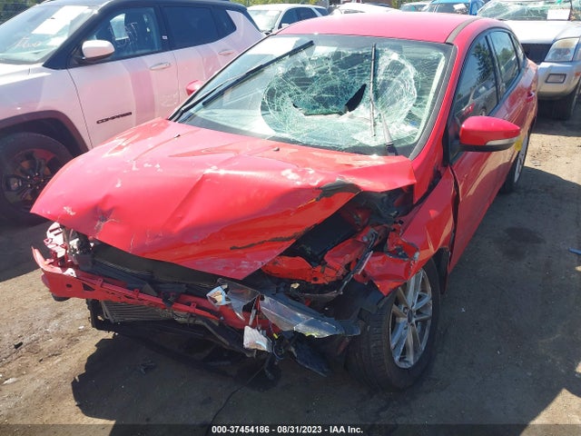 1FADP3F25GL383035 Ford FOCUS SE