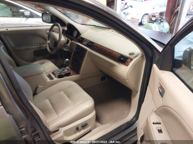2005 FORD FIVE HUNDRED LIMITED VIN: 1FAFP28175G200392
