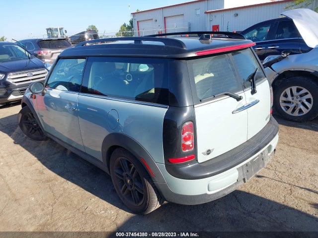 2014 MINI CLUBMAN WMWZF3C59ET493288 Photo 2