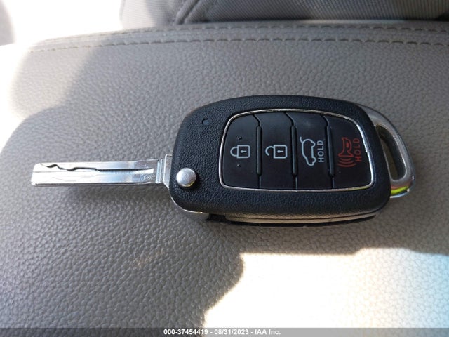 Hyundai TUCSON SE 2017 KM8J33A42HU341835 Image 11