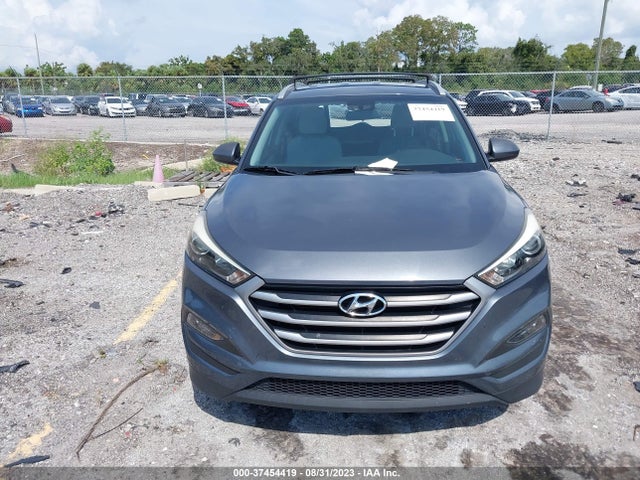 Hyundai TUCSON SE 2017 KM8J33A42HU341835 Image 12