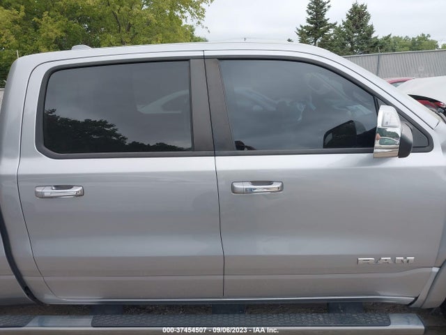 RAM 1500 Laramie 2019 1C6SRFRT3KN836199 Image 13