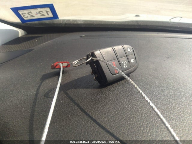 ZACCJABBXHPG65010 Jeep Renegade Altitude