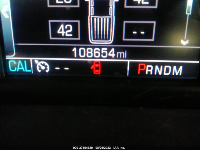 2016 CHEVROLET SILVERADO 1500 LT VIN: 3GCUKREC8GG189361